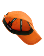 Oranje Jägermeister dad cap met groene klep.