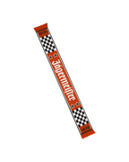 Jägermeister Racing-sjaal met ruitpatroon en tekst, de oranje kant is zichtbaar.