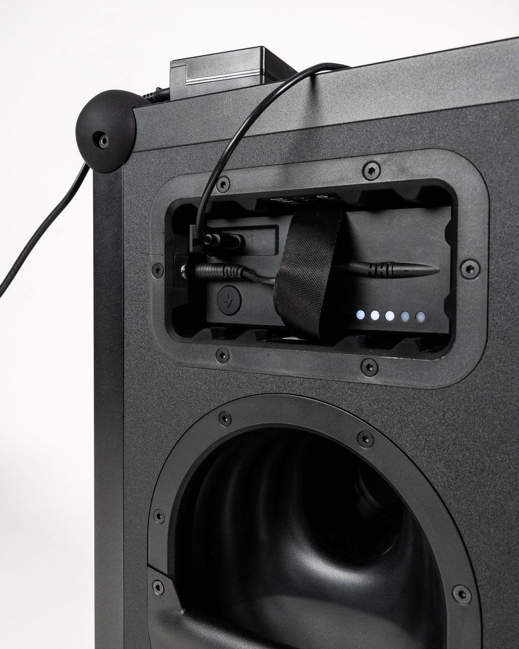 Zwarte Soundboks-speaker van achteren