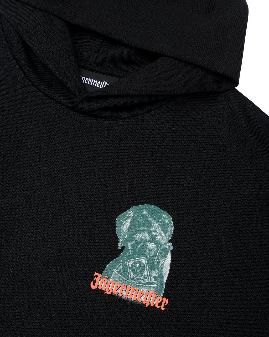 Zwarte hoodie met Jägermeister Waldi-logo op de borst